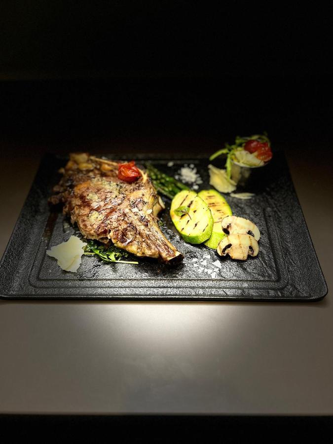 Vega Resort Restaurant & Lodge Orsova Ngoại thất bức ảnh